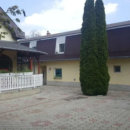 Bukk Panzio